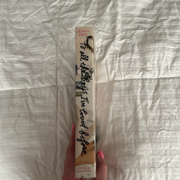 To all the boys I’ve loved before by Jenny Han - Picture 2 of 3